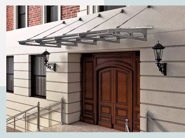 Металлические козырьки от 609 руб. в Аксае